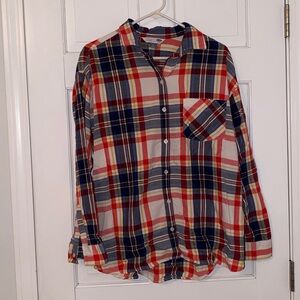 Old Navy Plaid The Boyfriend Shirt in Large